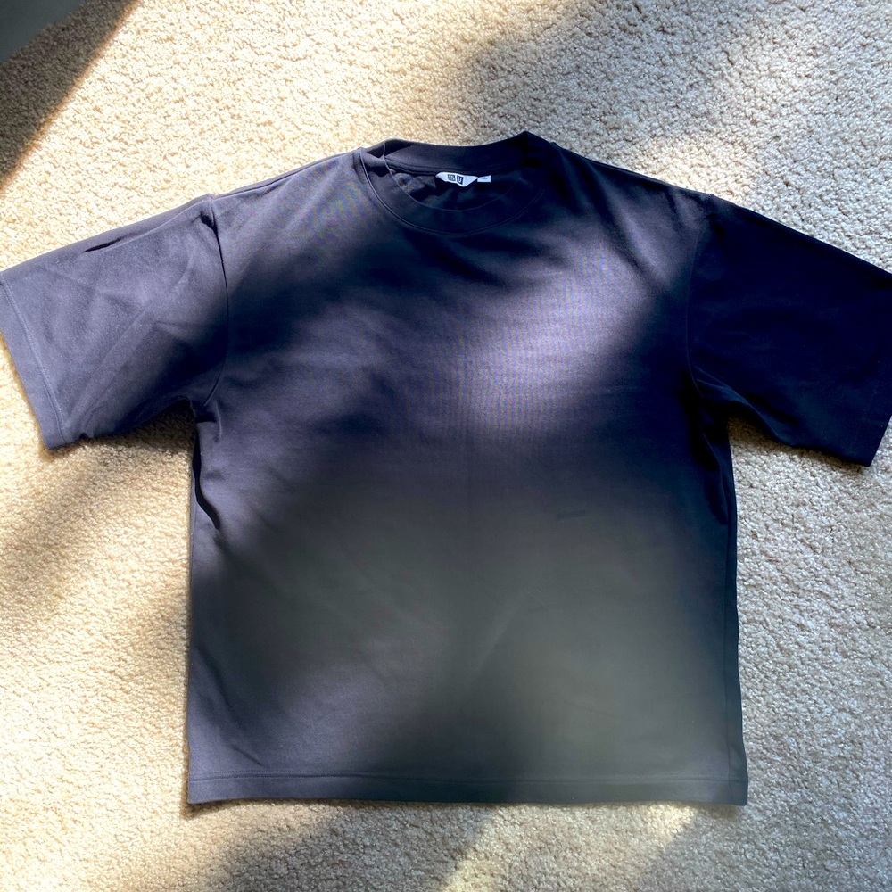 Uniqlo Black Airism Tee